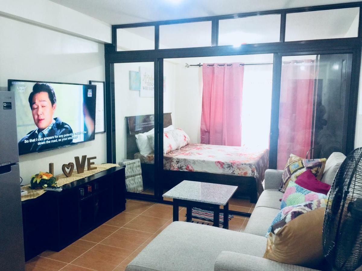 Appartamento En Gee'S Crib Cagayan de Oro Esterno foto